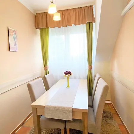 Siesta - Buekfuerdo Apartman *